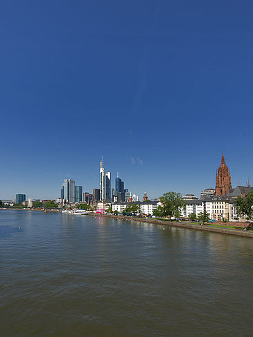 Foto Blick über den Main - Frankfurt am Main