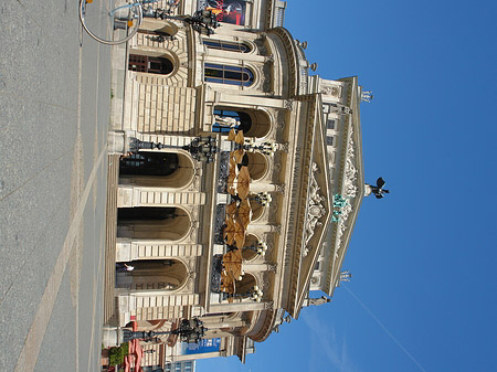 Alte Oper mit Opernplatz Fotos