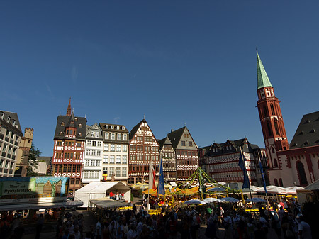 Römerberg mit Nikolaikirche Foto 